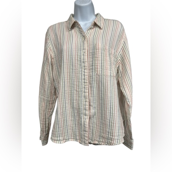 Universal Thread button down size medium - Picture 1 of 8